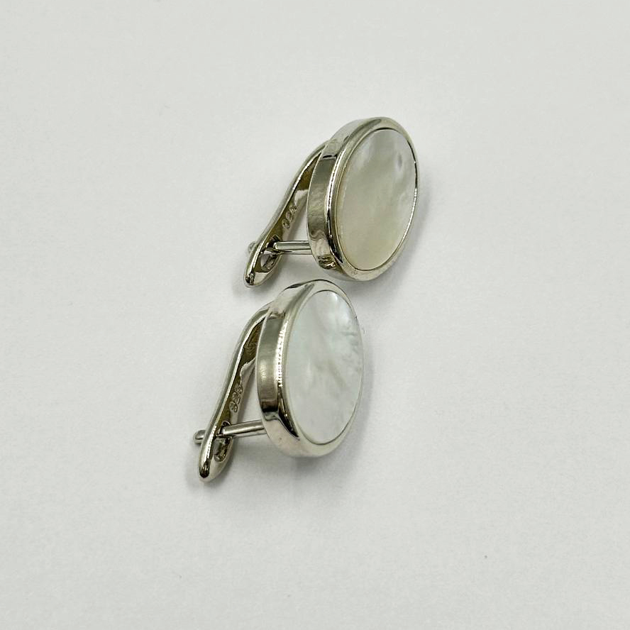 Швензы с натуральным перламутром  размер 16,2*12мм цвет серебро