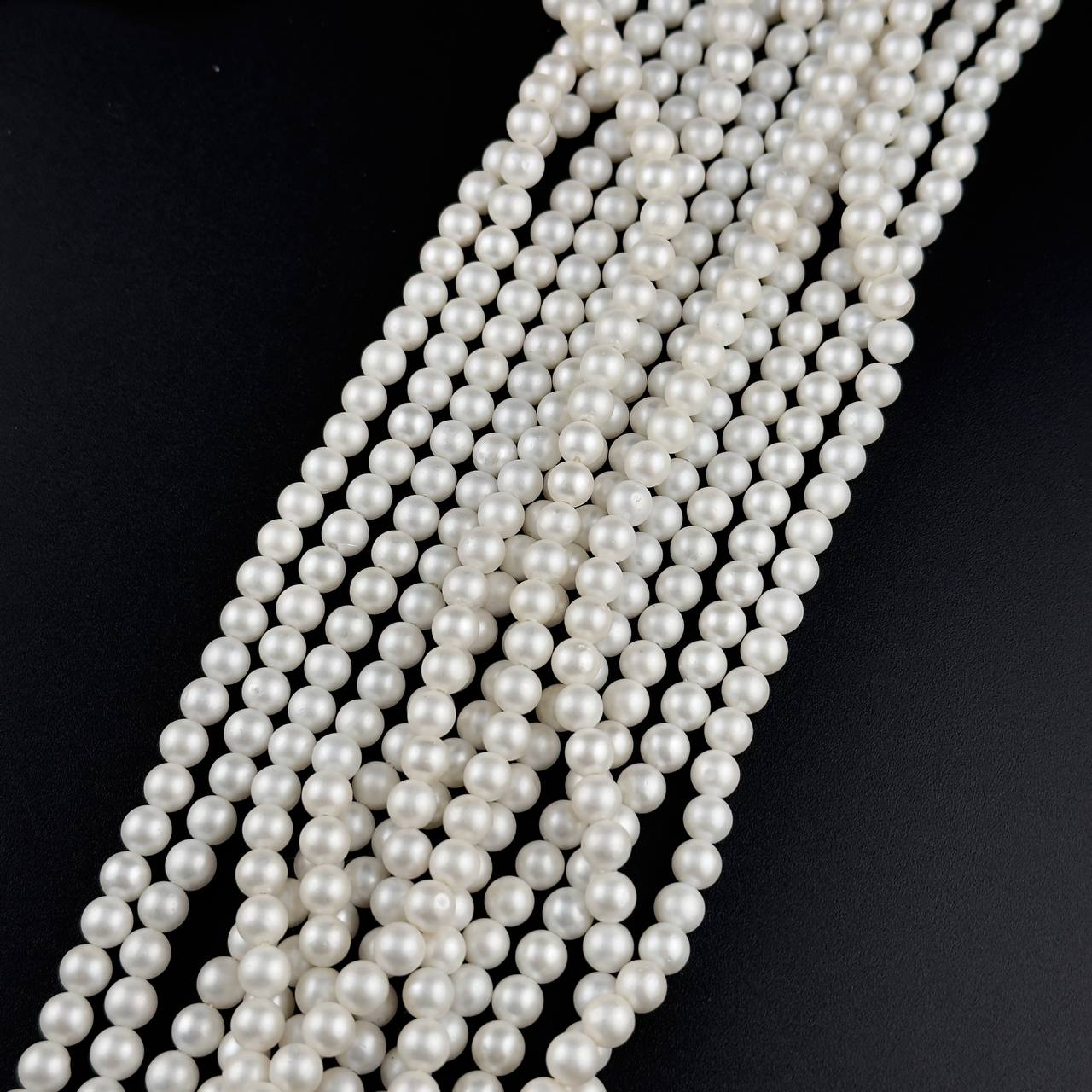 Бусины майорка матовая цвет белый размеры 4мм 6мм 10мм 16мм